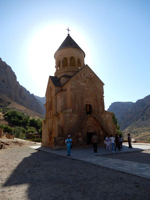 Die zweistöckige Klosterkirche von Noravank