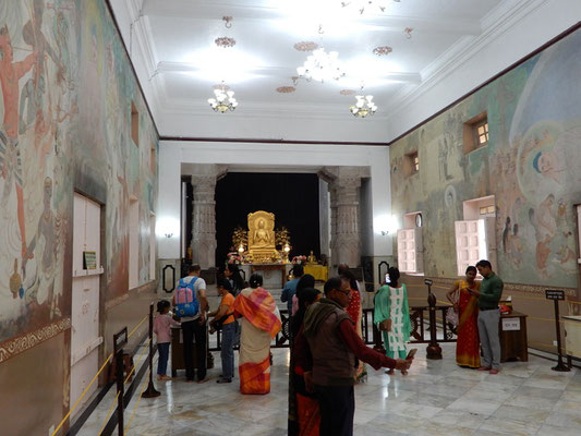 Im Sarnath Buddhist Temple