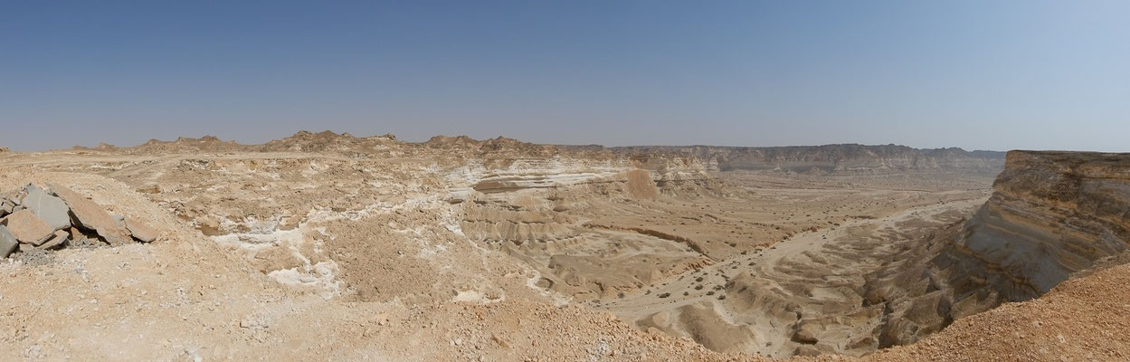 Canyonlandschaft bei Shuwaymiah
