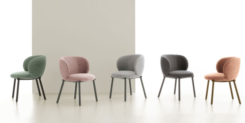 Poltroncina imbottita (articolo KT127), rivestimento a scelta