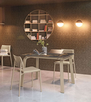 Tavolo allungabile DAMIAN, struttura in metallo verniciato (colori a scelta), piano ed allunghe realizzabili in materiali a scelta, misure disponibili: cm.160x90 + 2 allunghe da cm.40; cm.130x85 + 2 allunghe da cm.35; cm.110x80 + 2 allunghe da cm.30