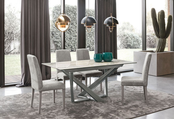 Tavolo PEGASUS, allungabile, con piano in gres antigraffio, disponibile in misura cm.160x90 + 2 allunghe oppure cm.180x90 + 2 allunghe