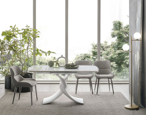 Tavolo ZENITH fisso (realizzabile su misura) oppure allungabile, con piano in gres antigraffio, disponibile in misura cm.160x90 + 2 allunghe oppure cm.180x90 + 2 allunghe