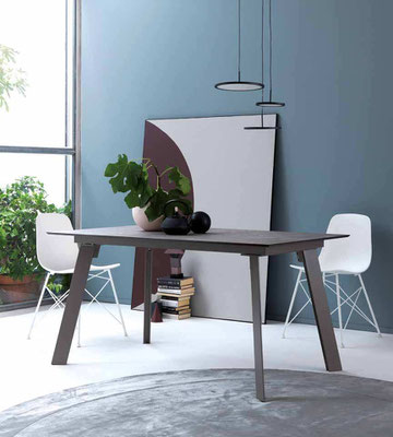 Tavolo TUCSON allungabile in versione rettangolare, realizzabile in diverse misure e materiali a scelta