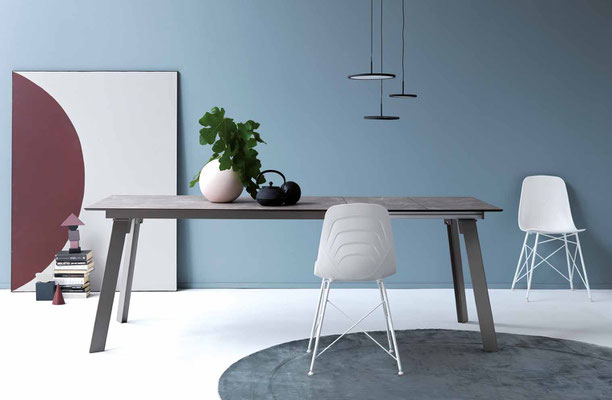 Tavolo TUCSON allungabile in versione rettangolare, realizzabile in diverse misure e materiali a scelta