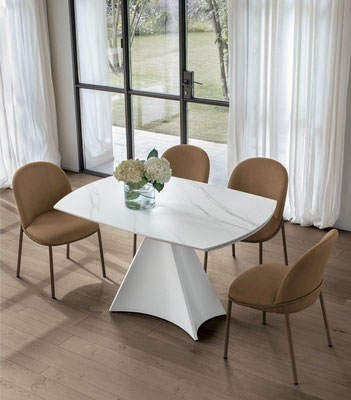 Tavolo TWISTER fisso (realizzabile su misura) o allungabile (misura cm.130x90 + 2 allunghe da cm.35) materiali e finiture a scelta