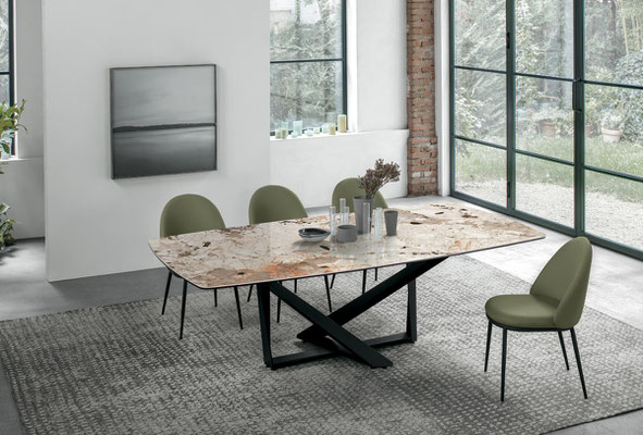 Tavolo PEGASUS, fisso o allungabile, con piano in gres antigraffio, disponibile in misura cm.160x90 + 2 allunghe oppure cm.180x90 + 2 allunghe