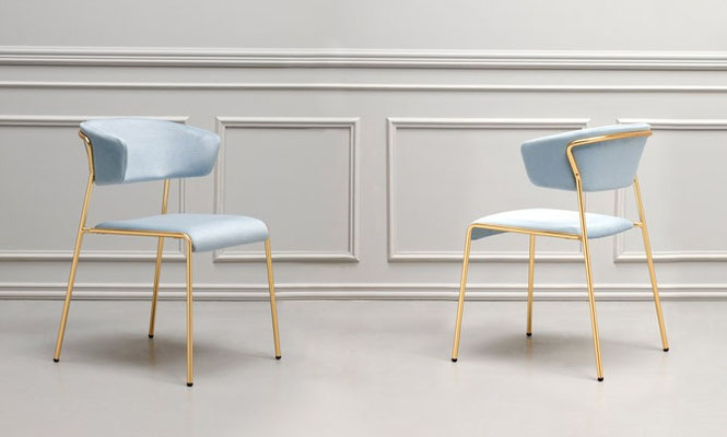 Poltroncina imbottita (articolo LSP35), rivestimento a scelta