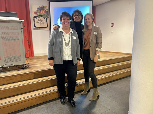 Renate Krach, Adelheid Seifert und Franziska Wespel