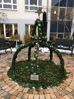 Weihnachtssbrunnen der Frauen-Union Zirndorf für die K&S Residenz in Zirndorf