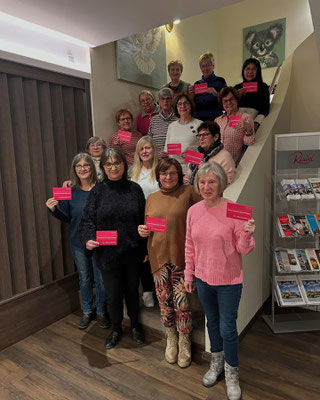 Vorsitzende der Frauen-Union Zirndorf Adelheid Seifert mit den Damen der Frauen-Union Zirndorf