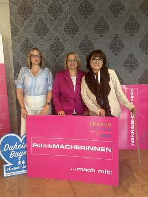 Gruppenbild der delegierten Damen