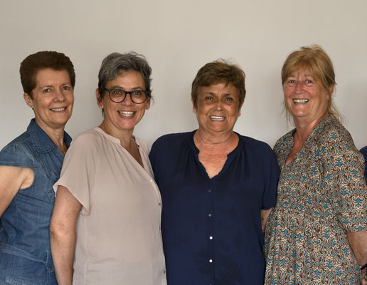 Agnès D, Douets, Gentiana; Nathalie DT, fin de semaine; Joëlle A, Présidente, Rochepinard et Catherine M, La Ville aux D