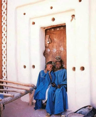 Deux jeunes filles à Oualata