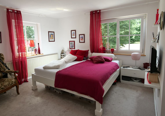 Schlafzimmer Whg.1, Vorderhaus 1.OG