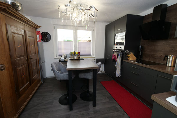 Küche mit EBK Whg.1, Vorderhaus 1.OG