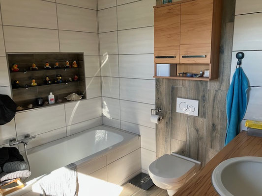 Bad, Whg.3, Seitenanbau