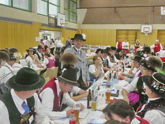 Heimatabend in der Frankenhalle von Sennfeld