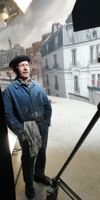2022 "The New Look" Peintre. Avec Ben Mendelsohn. Zabou Breitman.