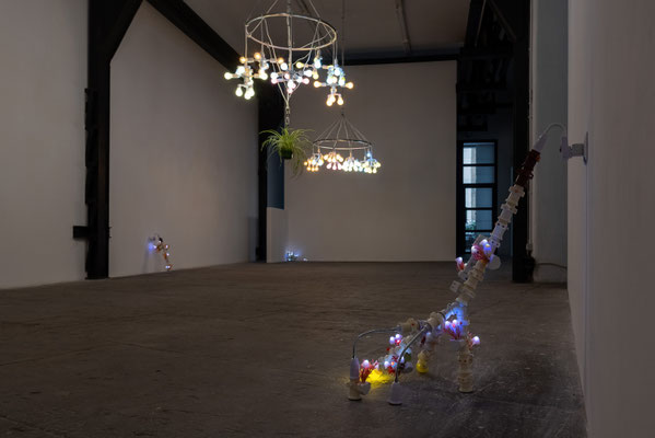 2025 Il più vicino e il più lontano, il più chiaro e il più scuro - Trevor Yeung - Galleria T293