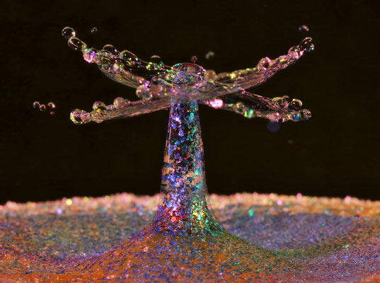 Dany Bellamy, Collision de gouttes d’eau avec ses paillettes