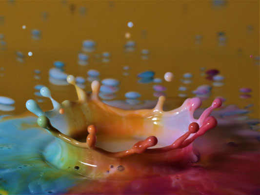 Laurent Charpentier, COLLISION GOUTTES  AVEC COLORANTS ET PAILLETTES