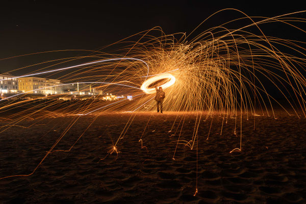 Lichtmalerei mit der Feuerkugel