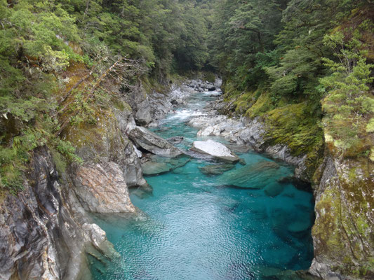 Ein blauer Fluss :)