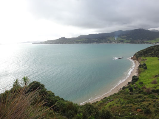 Blick auf die Bucht in Omapere