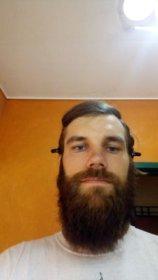 Ergebnis meines ersten Mals "Bart trimmen" ... ausbaubar, aber kann sich sehen lassen