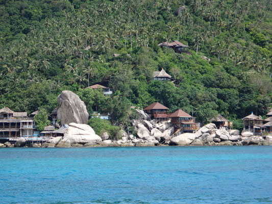 Felsiger Uferbereich von Koh Tao