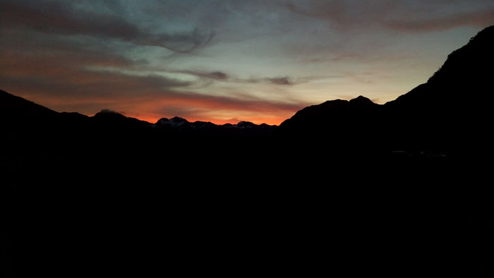 Schöner Sonnenuntergang... aber auch nur vom Inneren des Autos aus!