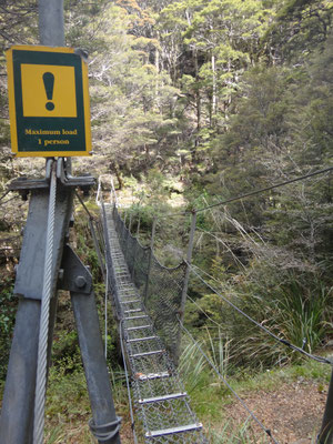 1. Hängebrücke :)