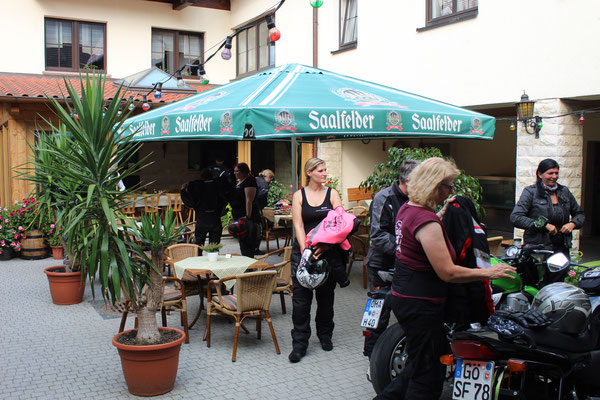 Alle Gesund zurück im Gasthaus zur Grünen Eiche in Kaulsdorf