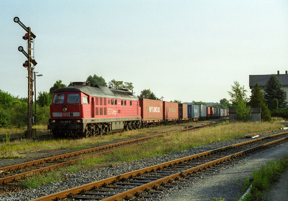 232 497 mit Gz in Richtung Pirna. 05.08.03  Foto: Archiv Kay Baldauf. 