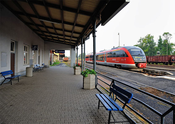 Auch unser Desiro der Nationalparkbahn endet in Rumburk und wird wenig später nach Sebnitz-Bad Schandau-Decin aufbrechen.