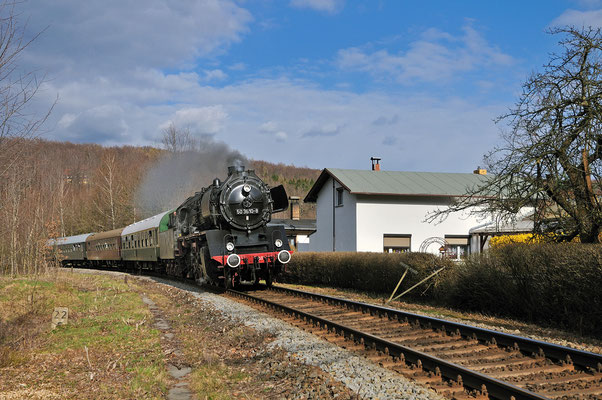 Am Nachmittag die Rückfahrt nach Nossen, festgehalten zwischen Neukirch / Lausitz (Ost)...