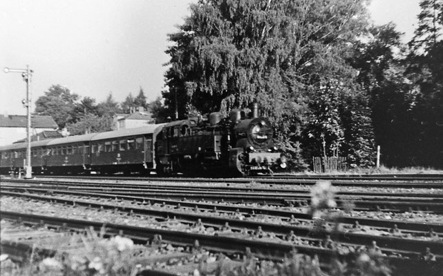 94 1292 mit Sonderzug in Sebnitz. 