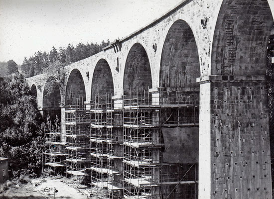 Nur die Bögen sollten gesprengt werden, die Stützpfeiler blieben für die Sanierung erhalten.  1984, Foto: Archiv: Sven Kasperzek.