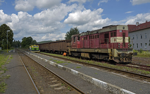 Zusammenstellen der Übergabe nach Rumburk, nur 1 Wagen sollte es an diesem Tag sein... Sluknov, 30.07.2016