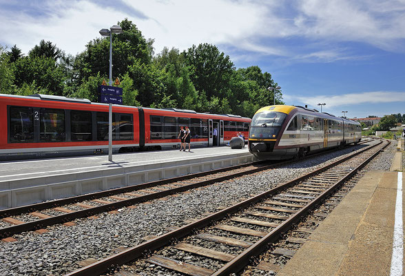 Die letzte Städtebahn von Bad Schandau fährt in Sebnitz ein, das ist nun Geschichte - ab sofort endet die SBS von Neustadt in Sebnitz.