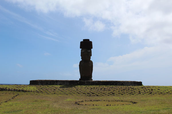 un moaï à l'île de Pâque 