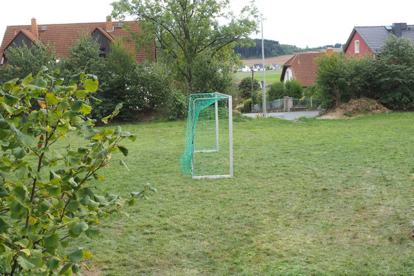 Gelände – Fußballplatz