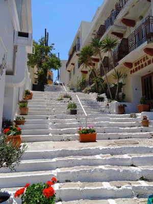 Escaliers dans la ville d'Agios Nikolaos