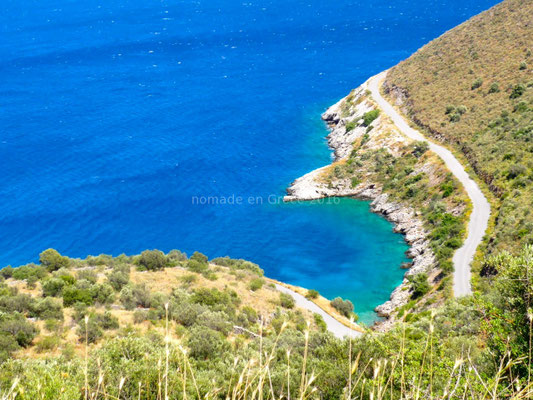 Toujours la côte avec ses reflets bleus et verts.