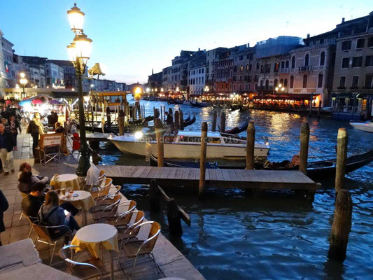 Le Grand Canal au crépuscule