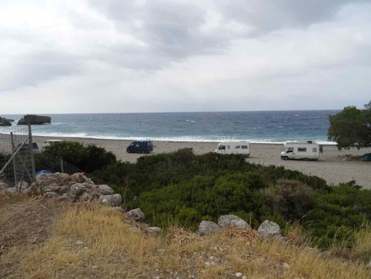 Bivouac à Sougia en bord de mer.