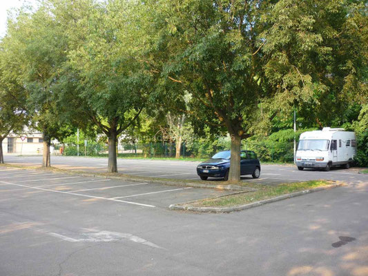 Sur un parking à Rubiera