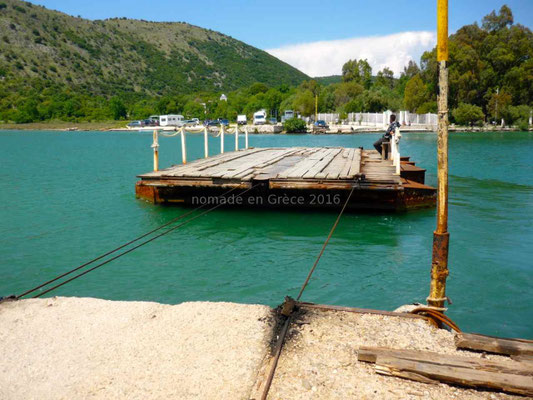 Le bac à câbles de Butrint