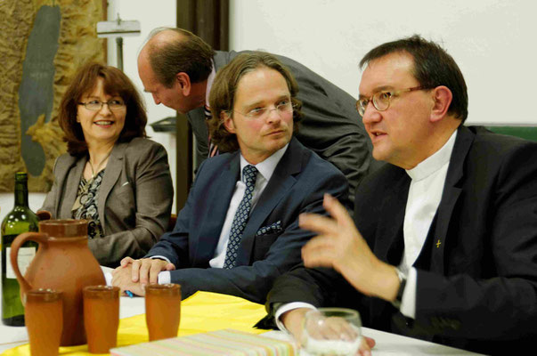 . Dr. Christl Meier, Pfr. Reiner Degenhard, Dekan Jörg Lauster, Bischof Hein